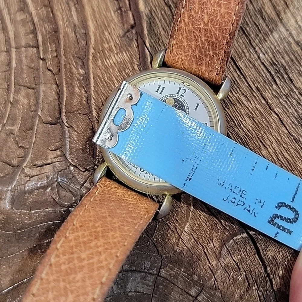 Vintage 80s Watch-it Moon Watch - Picture 6 of 8